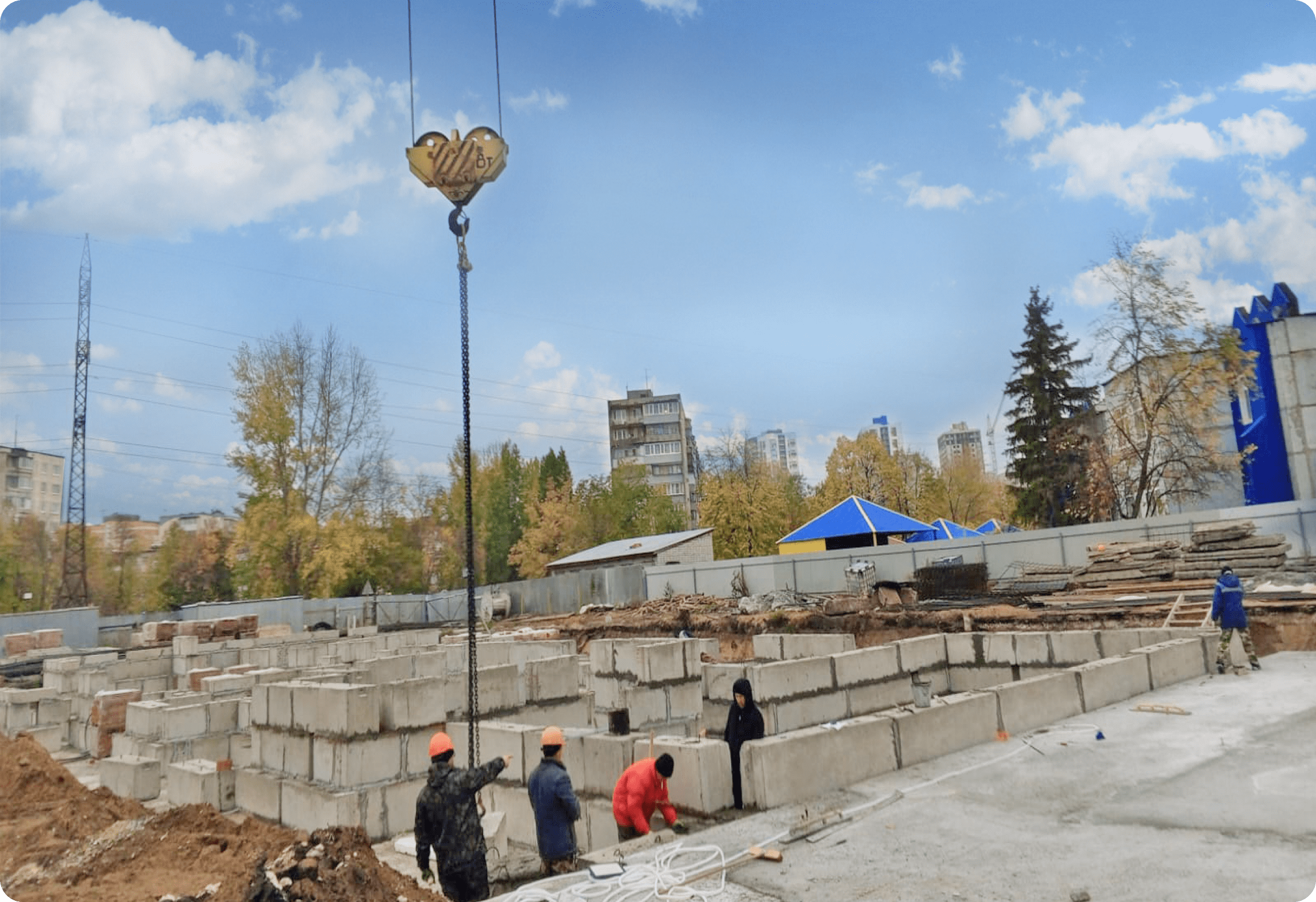 ЖК на Оренбургской 35. Что происходит на площадке? loading=